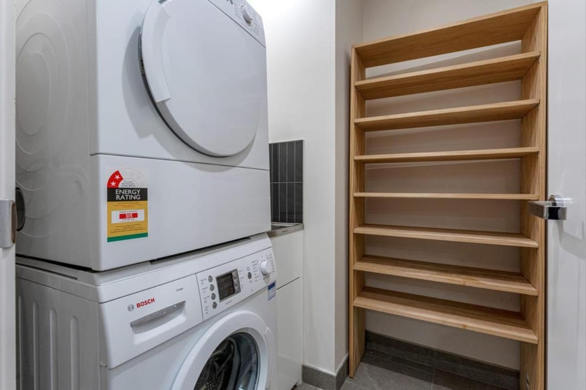 Luxurious 2br - Cbd Location With Pool, Gym * Melbourne