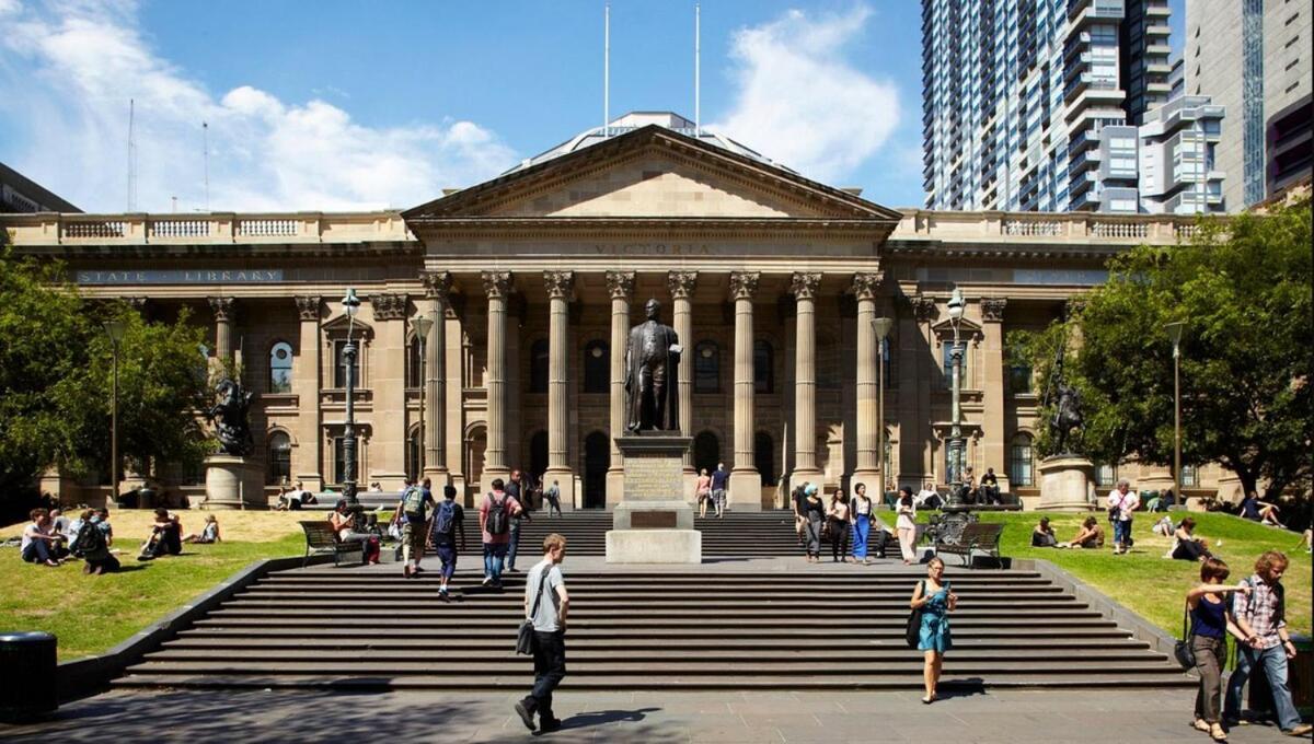 Luxurious 2br - Cbd Location With Pool, Gym Apartment Melbourne