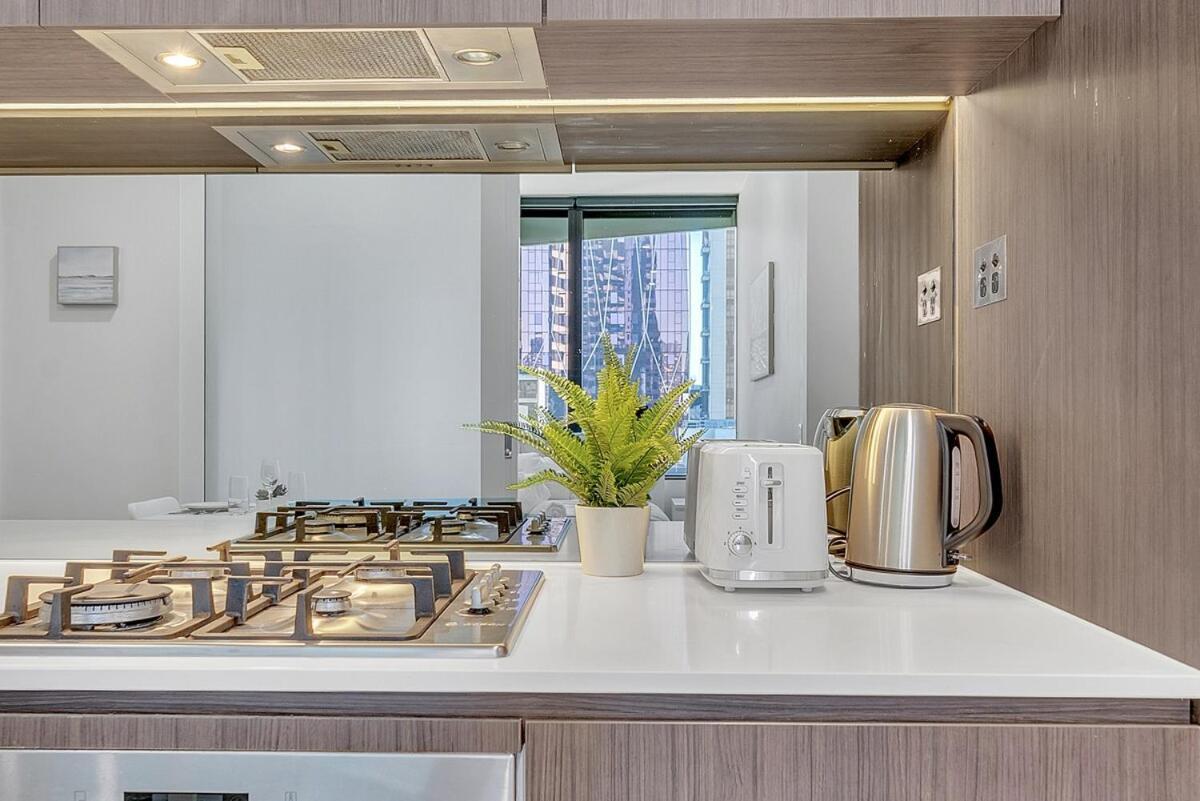 Apartment Luxurious 2br - Cbd Location With Pool, Gym *