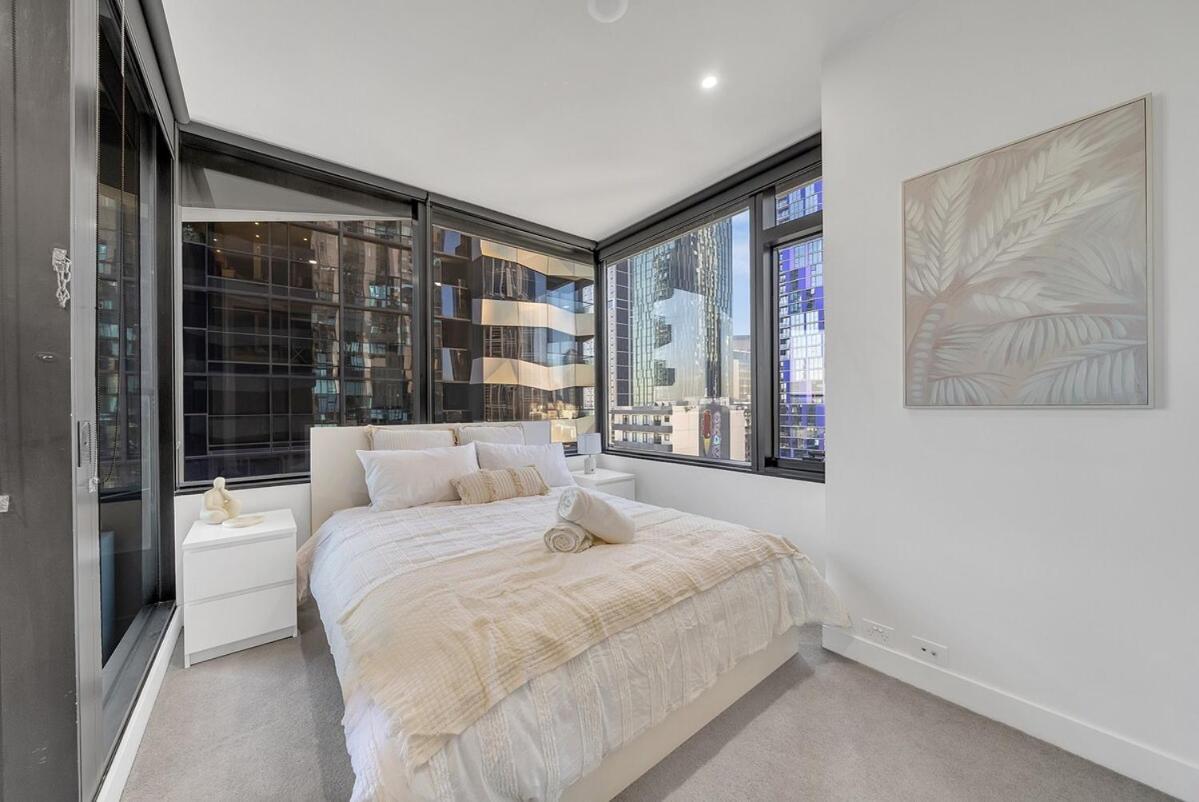 Apartment Luxurious 2br - Cbd Location With Pool, Gym *